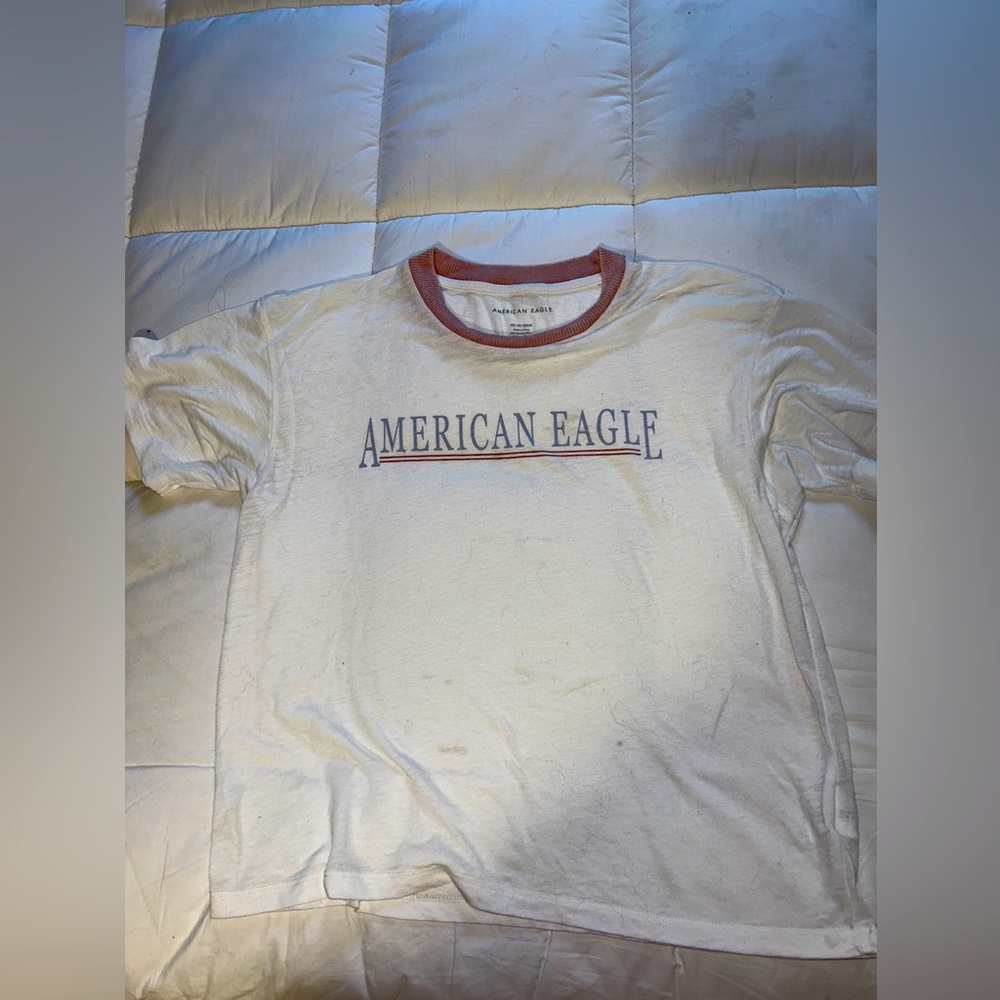 American eagle graphic t shirt